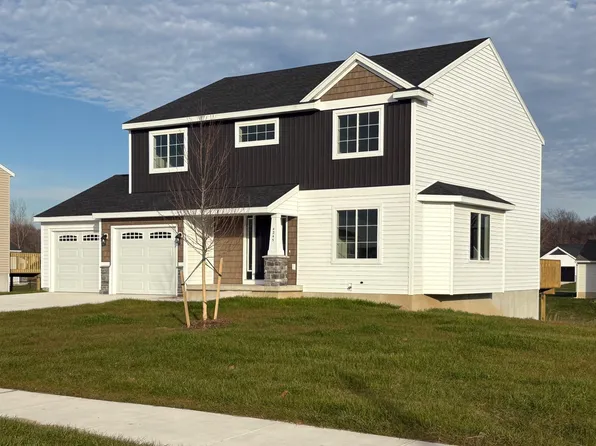 4245 Butternut Dr, Wayland, MI 49348