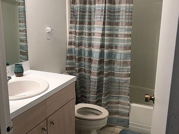 3rd image of 3902 NW Cinnamon Cir