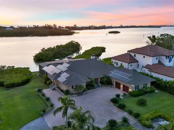 612 Laurel Rd W, Nokomis, FL 34275
