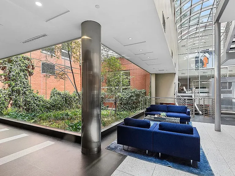 555 W 23rd St #S14F — Photo 10