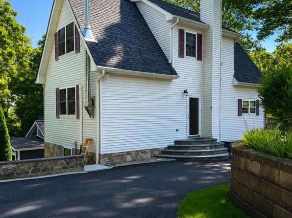 10 Jay Court, Carmel, NY 10512