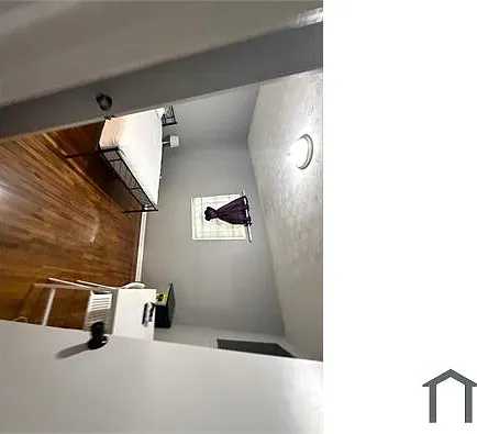 3126 Martha St — Photo 2