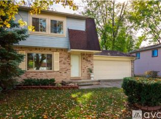 9180 Ascot Dr, Ypsilanti, MI