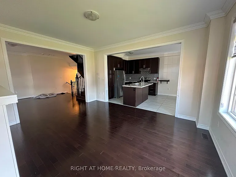 2 Bruce Cameron Dr — Photo 6