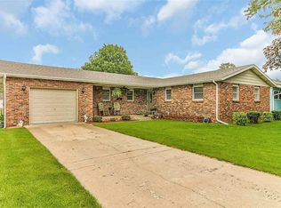 804 E Stewart Dr, Rensselaer, IN 47978