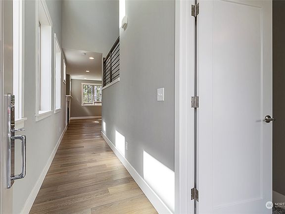 5th image of 18908 130th Street E