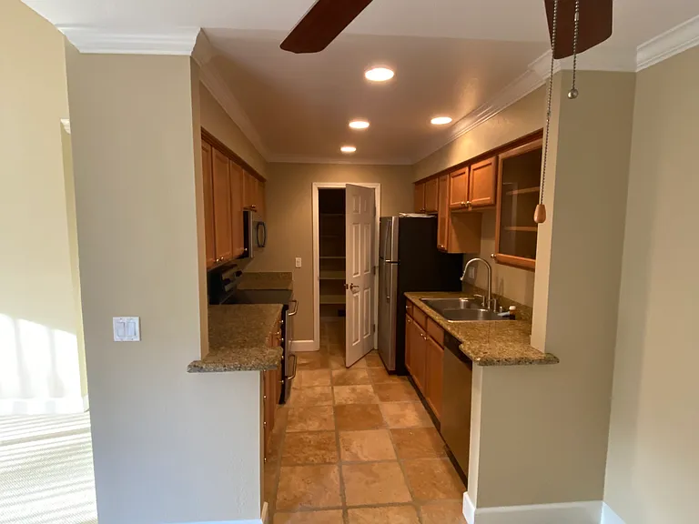 380 Eastridge Dr — Photo 3
