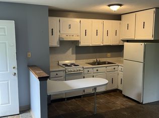 508 Wright St #5, Breckenridge, MI 48615