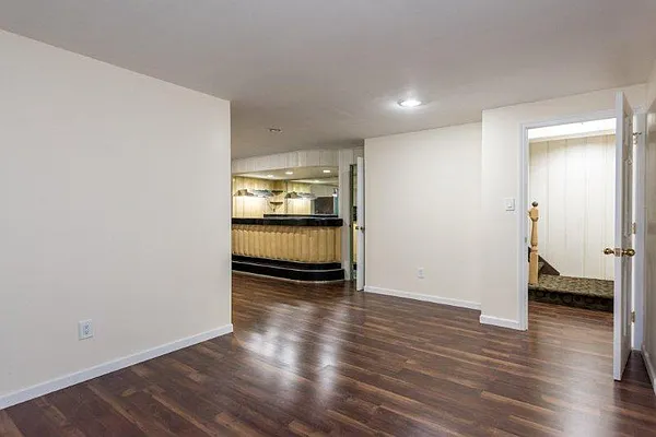 Rented by Nooklyn NYC LLC | media 56