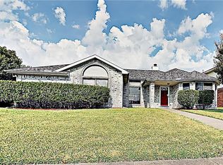 921 Creek Valley Rd, Mesquite, TX