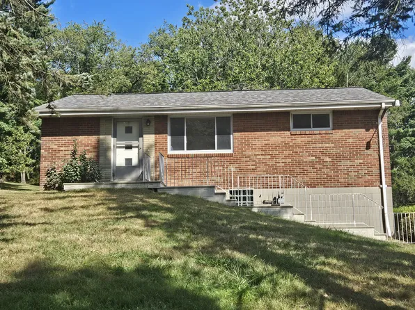 12 Elco Dr, Coraopolis, PA 15108