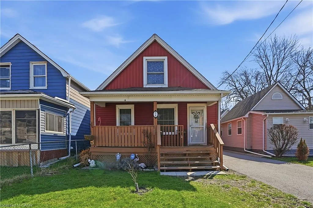 34 Vine St S photo 1