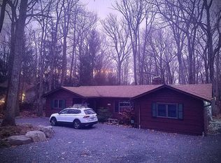 47 Forest Dr, Lake Harmony, PA 18624