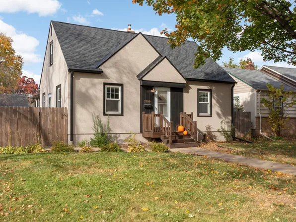 2709 Meridian Dr, Robbinsdale, MN 55422
