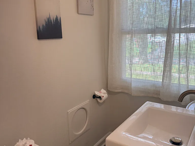 238 W Skyline Dr — Photo 10