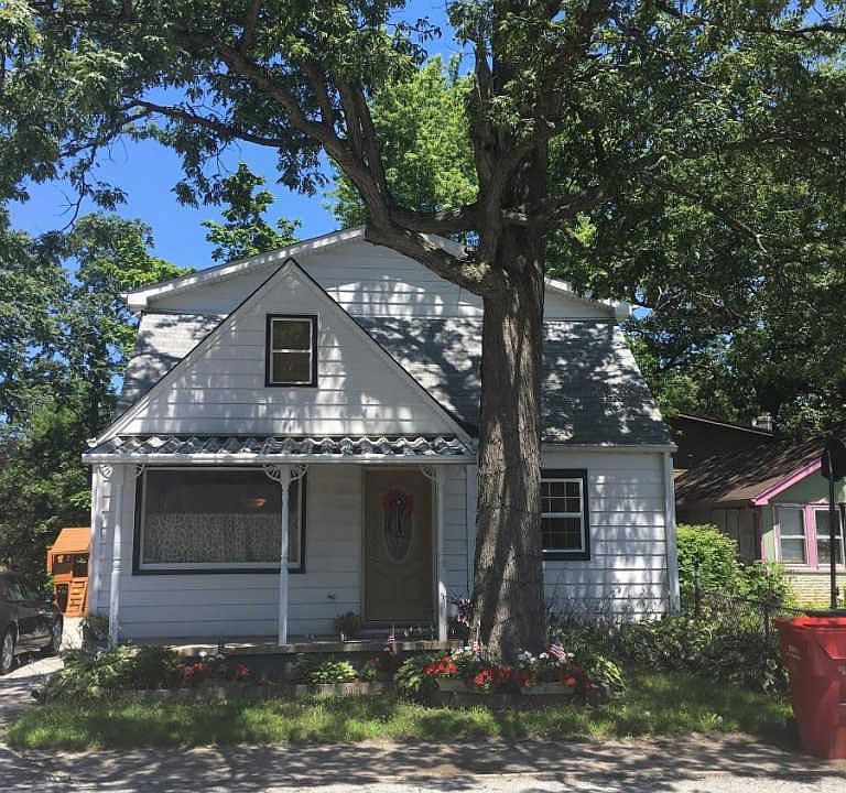 1st image of 8608 W 131st Ave