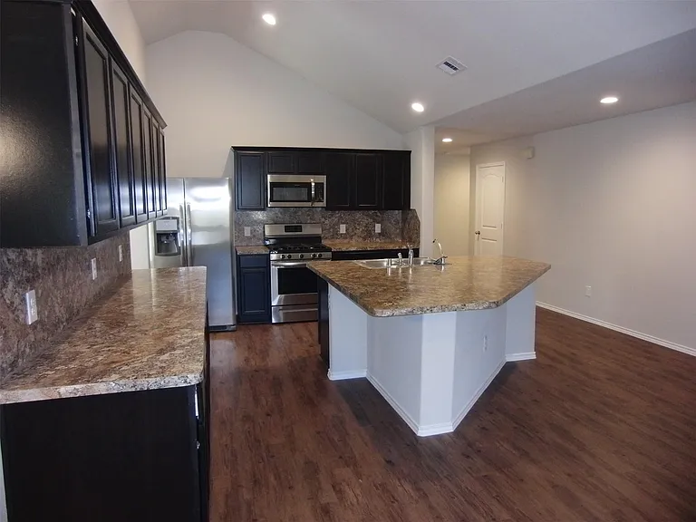 5522 Mesquite Oaks Trl — Photo 8