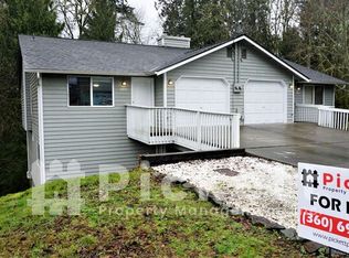 8833 Martin Ave NW, Silverdale, WA 98383