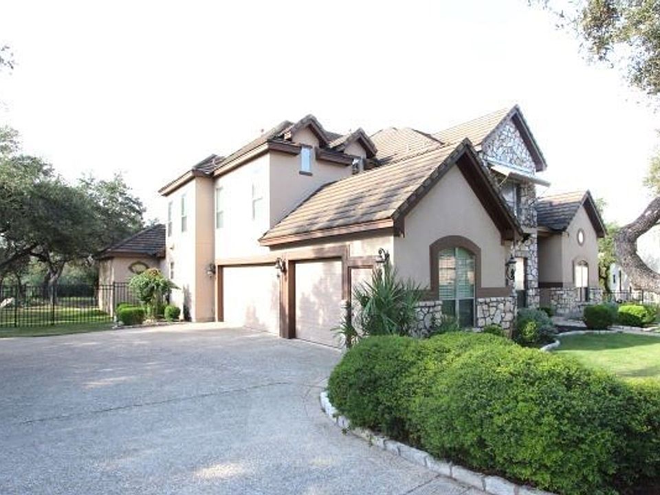 1st image of 24402 Saddle Rock