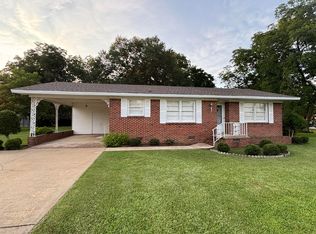 167 2nd Ave SW, Vernon, AL 35592