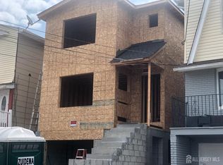 113 Judy Dr, Keasbey, NJ 08832