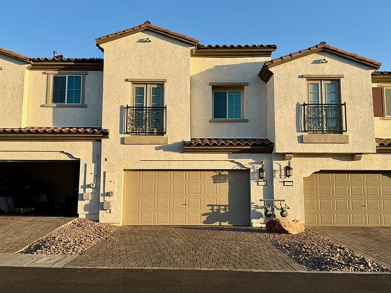 669 Pickled Pepper Pl — Photo 2