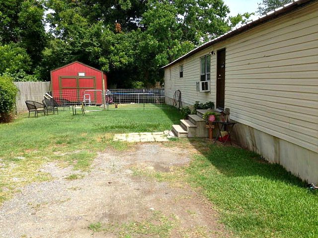 1st image of 8130 Green Ave