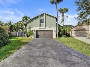 3808 NW 73rd Way, Coral Springs, FL 33065