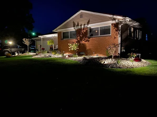 802 E Prospect St, Girard, OH 44420