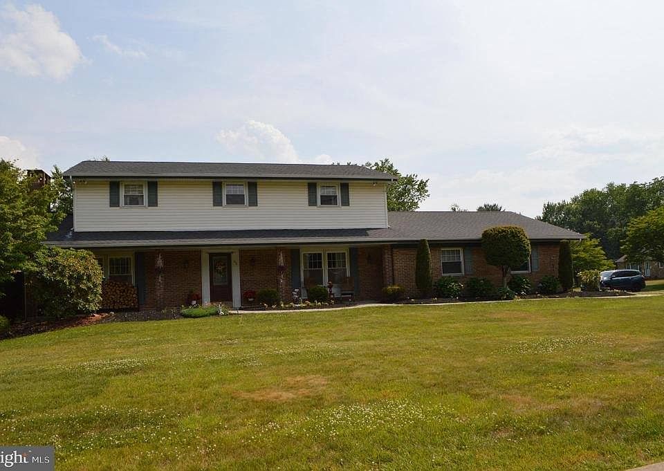 1st image of 86 Doe Run Dr