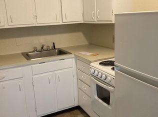 20 Post Office Ave APT 12, Andover, MA 01810