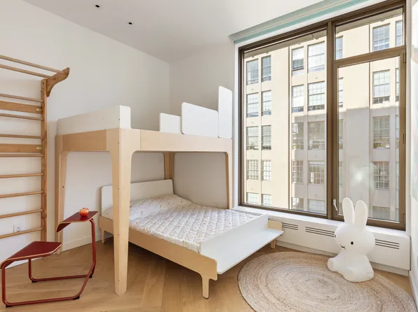 500 West 25th Street image 13 of 16