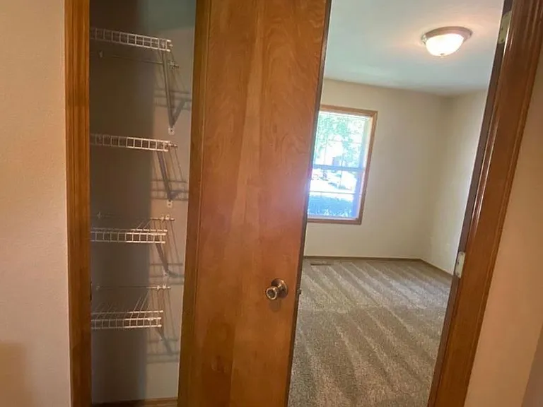 984 W Bates Dr — Photo 22