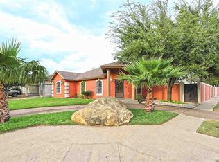 12601 Black Hawk Cir, Laredo, TX 78045