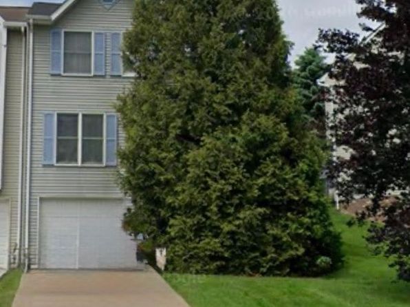 227 Hawthorne Dr #227