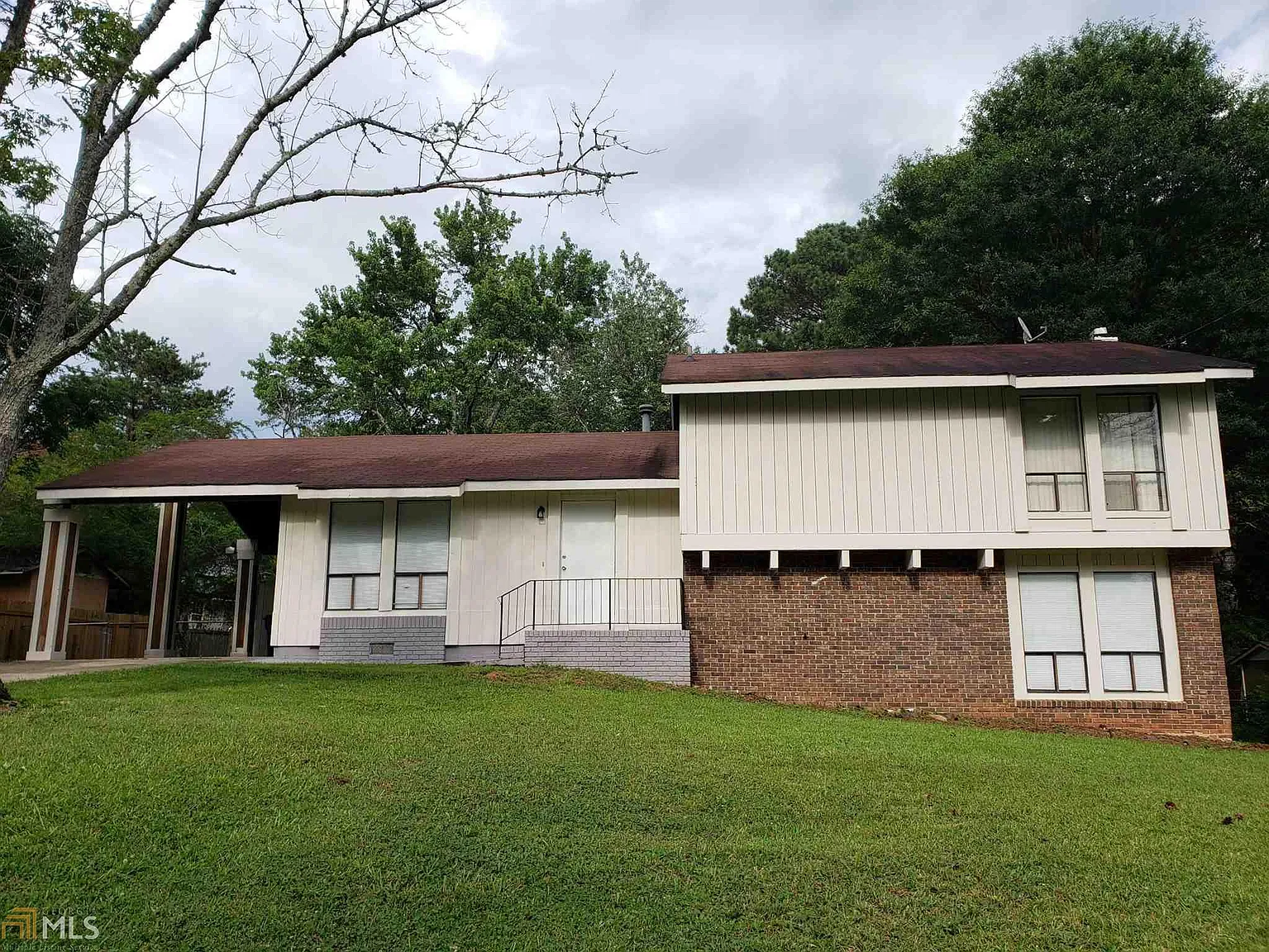 9060 Dorsey Rd photo 1