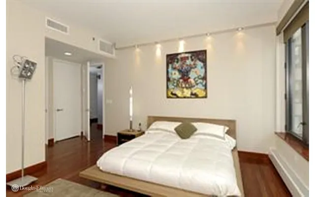Rented by Douglas Elliman | media 2
