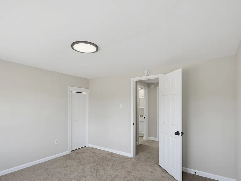 837 Virginia Ave — Photo 23
