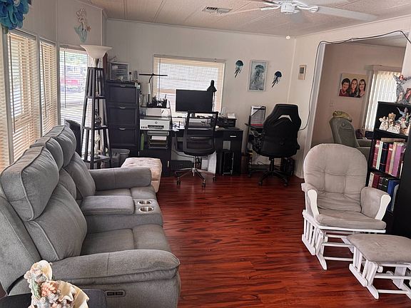 3rd image of 12100 Seminole Blvd Lot 23
