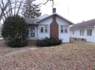 900 S Poplar Ave, Kankakee, IL 60901