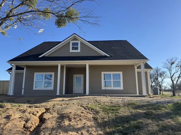 401 8th St, Hico, TX 76457