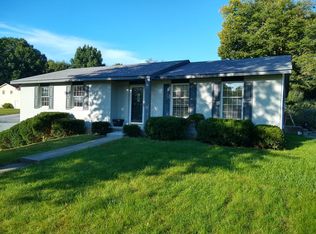 63 Surrey Hills Rd, Hannibal, MO 63401