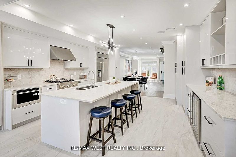 Toronto House for rent - 4 Bedrooms — photo 5