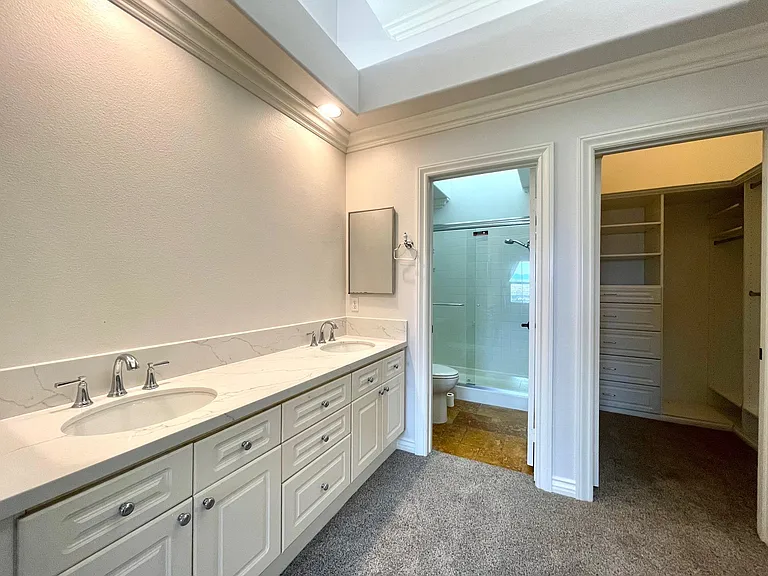 53 La Mirage Cir — Photo 16