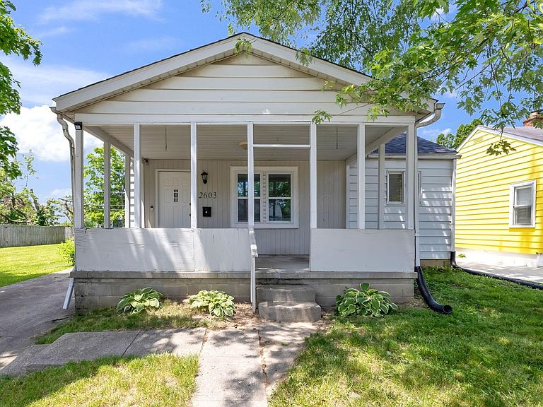 Listing photo 3