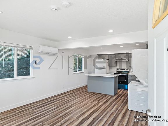5th image of 10806 Hubbard Way #A