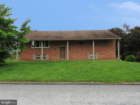 113 Brant Dr, Dallastown, PA 17313