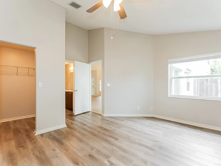 180 Heatherwood Dr — Photo 9
