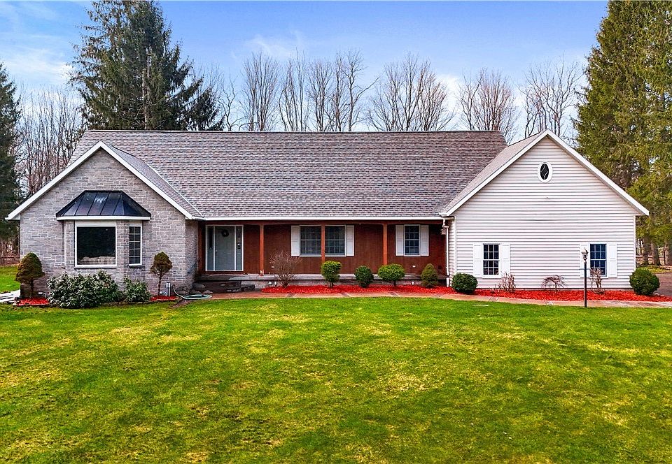 1st image of 6092 Hawkins Corners Rd