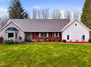 6092 Hawkins Corners Rd, Lee Center, NY 13363